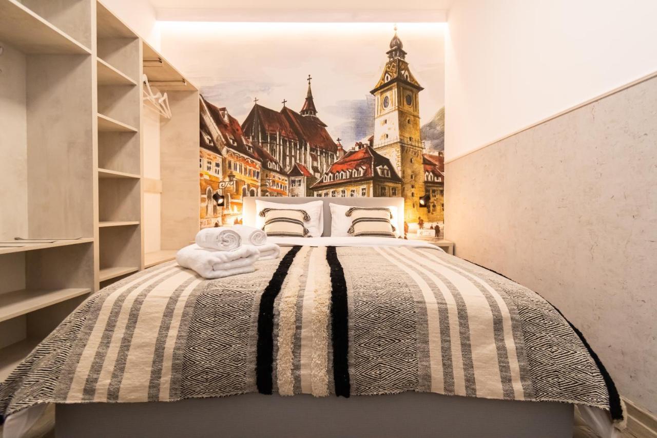 Okbrasov - Apartment & Studio In The Heart Of Old Town, Moments Away From The Black Church Kültér fotó