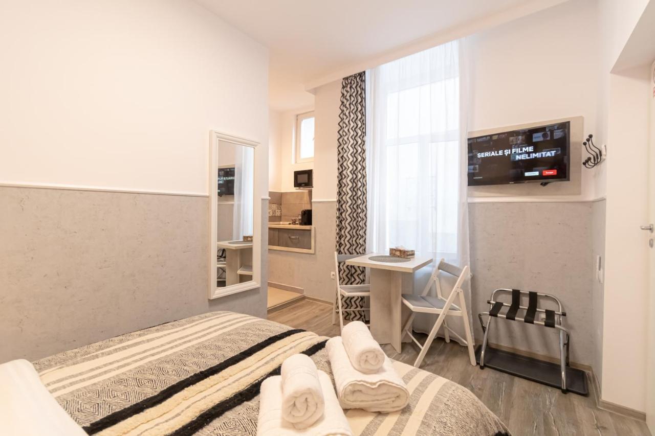 Okbrasov - Apartment & Studio In The Heart Of Old Town, Moments Away From The Black Church Kültér fotó