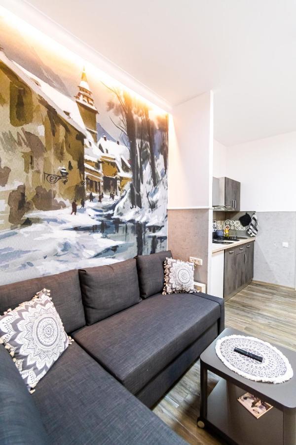 Okbrasov - Apartment & Studio In The Heart Of Old Town, Moments Away From The Black Church Kültér fotó