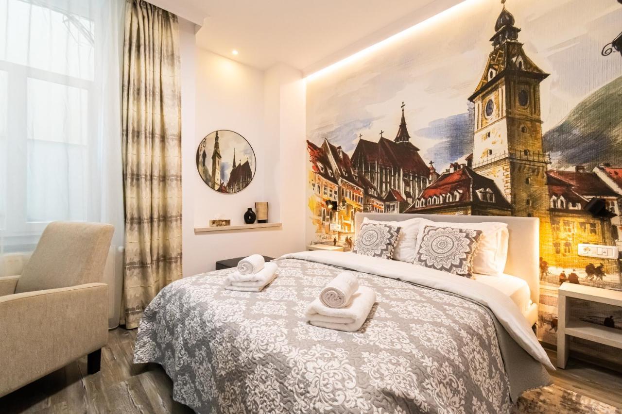 Okbrasov - Apartment & Studio In The Heart Of Old Town, Moments Away From The Black Church Kültér fotó